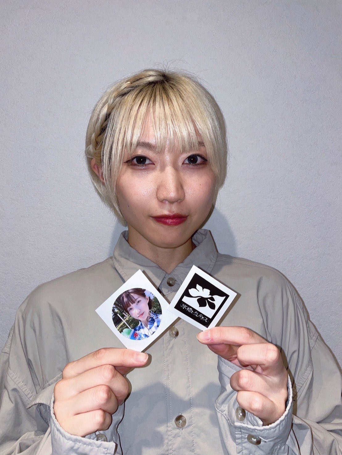 2周年記念ステッカー